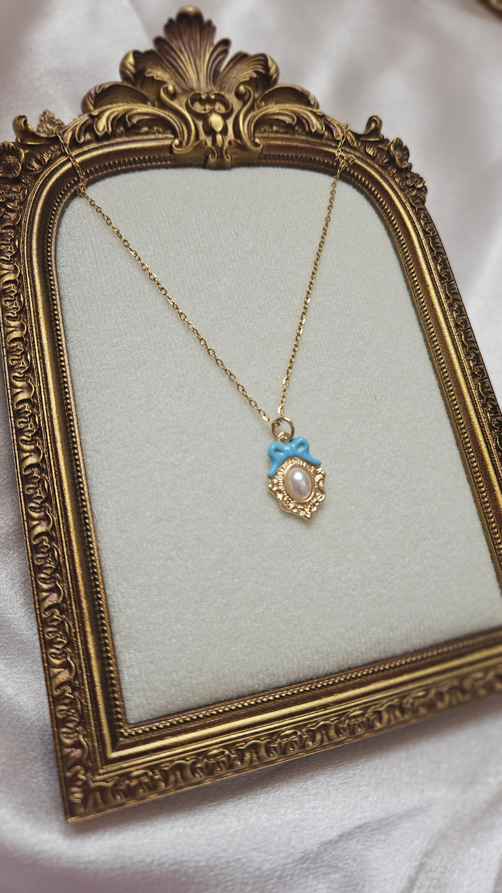Pearl Cameo Necklace