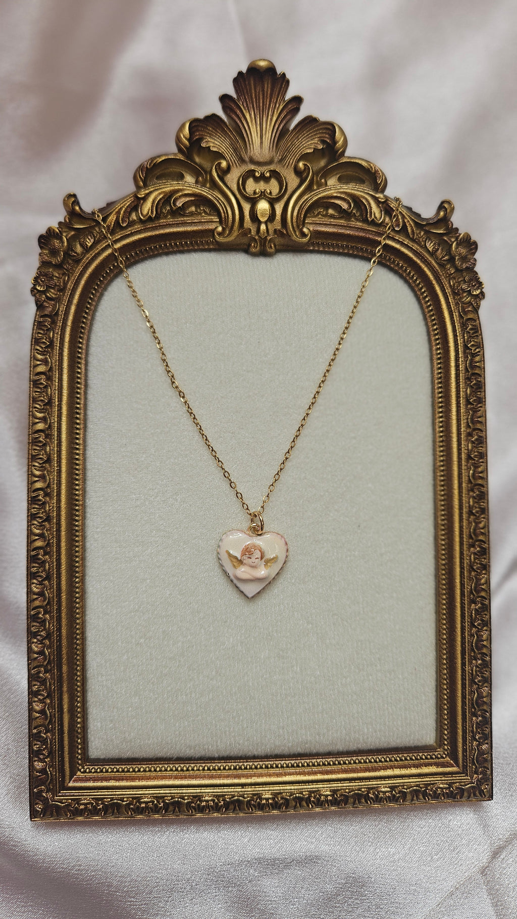 Baby cherub necklace 🪽