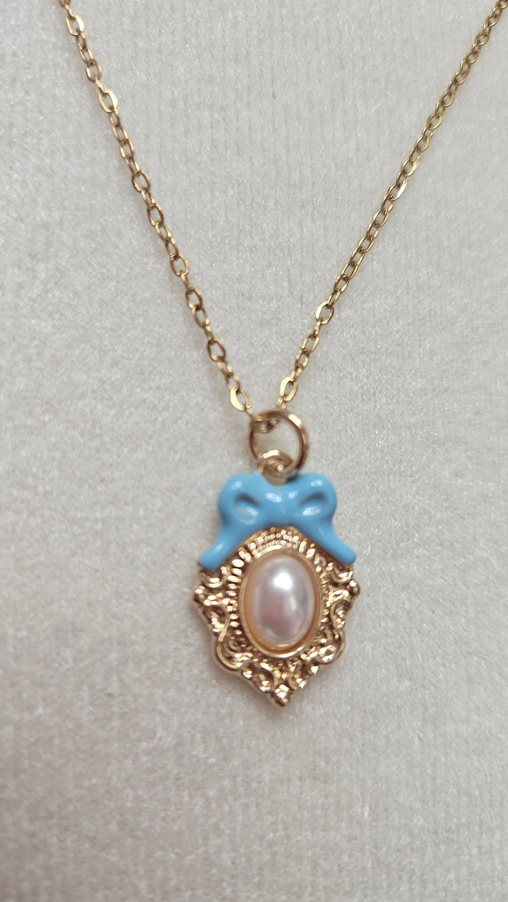 Pearl Cameo Necklace