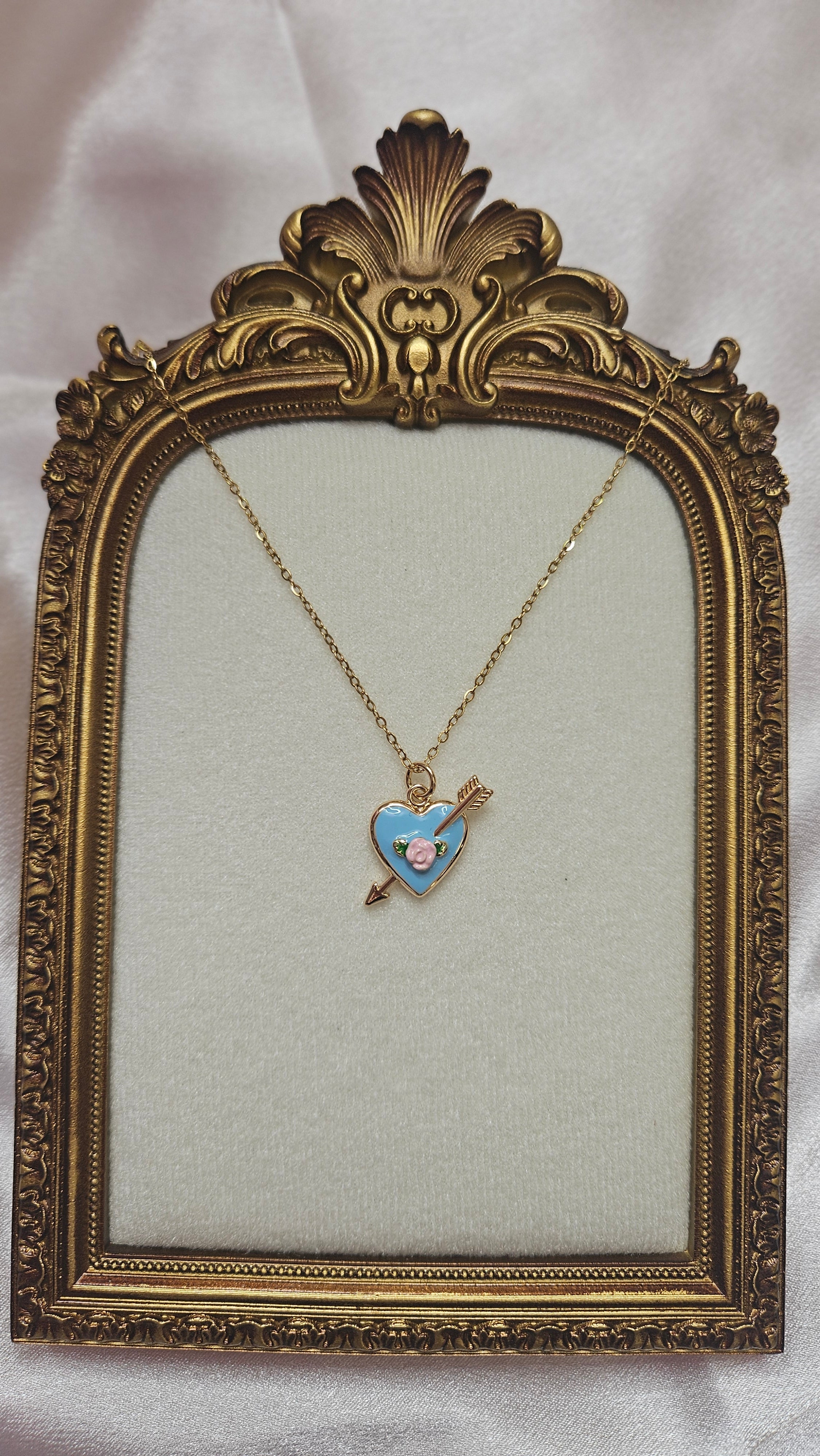 Lovestruck Blues Necklace 💙